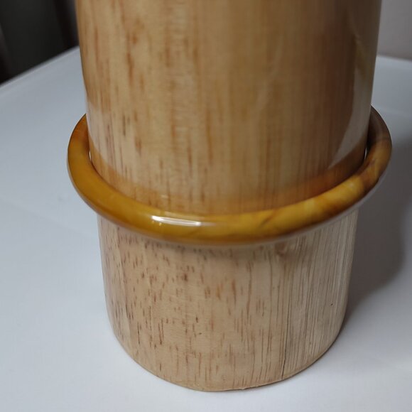 Caramel Colored 8.5 Inch Glass Bangle - Picture 13 of 14